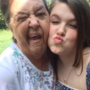 Meet your Posher, Savannah